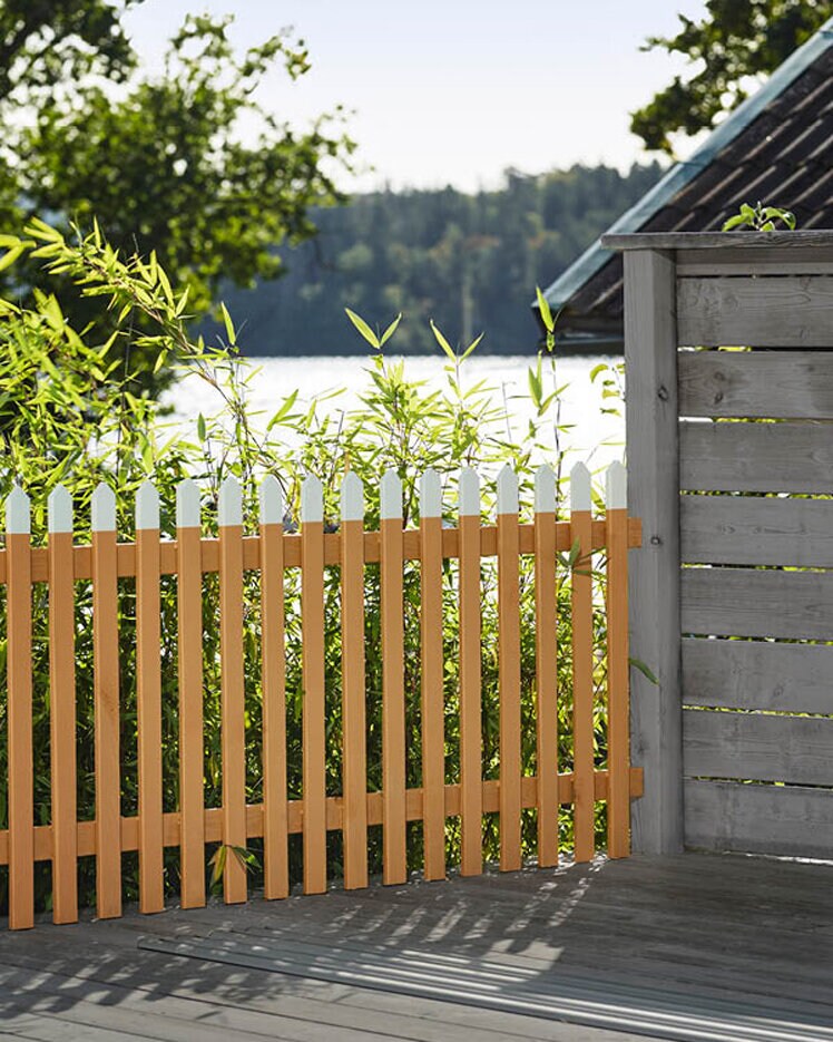 Måla om staket, fönster och utemöbler med färg